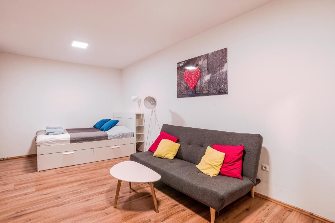 בודפשט Central Studio Boulevard מראה חיצוני תמונה
